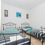 Jakov Apartament *