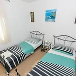 Apartament Jakov *